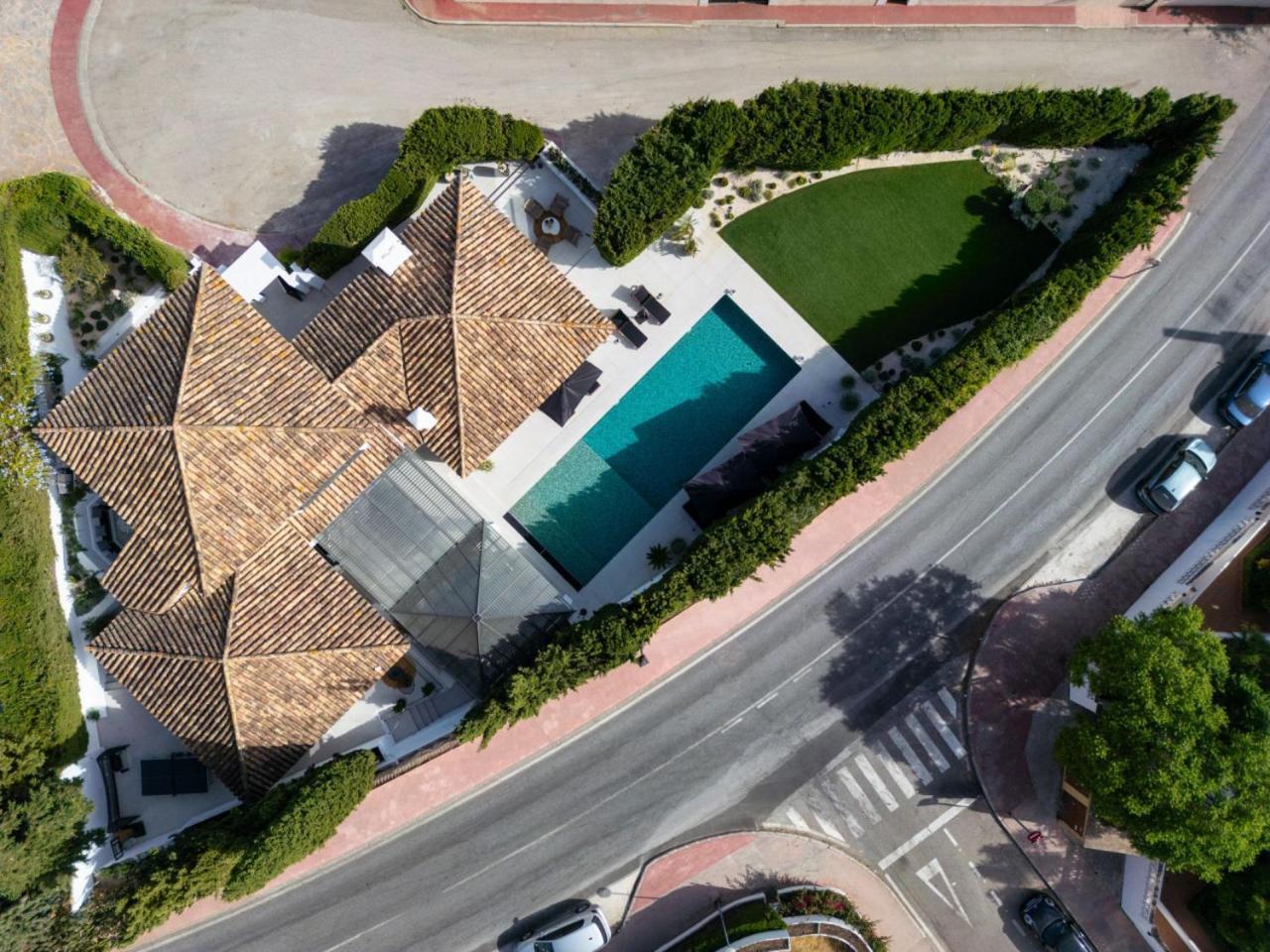 Interni Nueva Andalucia Villa *